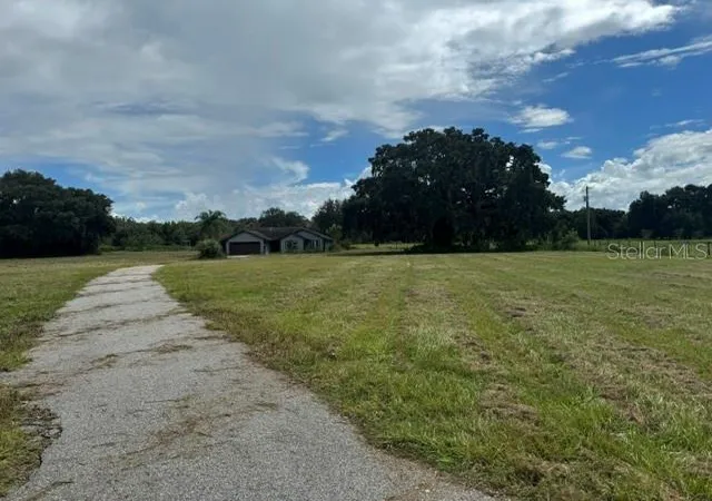 Photo 4 of Sale Pending at 2231 Cr 543, Sumterville, FL 33585 | MLS# G5117220 | Listing updated on 2026-10-07