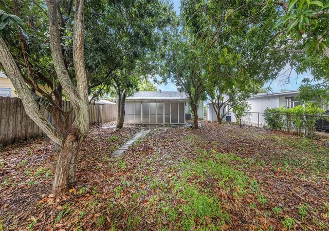 Photo 3 of Single family home for sale at 5621 11th Avenue N, Saint Petersburg, FL 33710 | MLS# TB8544219 | Listing updated on 2026-09-02
