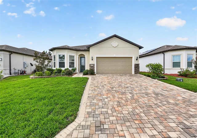 Photo 2 of Single family home for sale at 9304 Sw 56th Loop, Ocala, FL 34481 | MLS# OM731430 | Listing updated on 2026-09-04