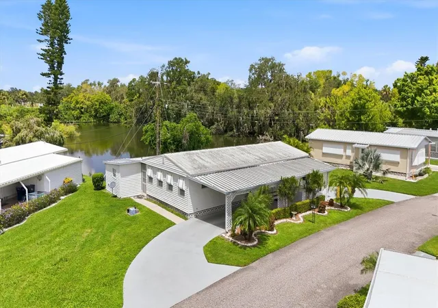 Manufactured home for sale at 1407 41st Avenue E, ELLENTON, FL 34222 | MLS# A4704667