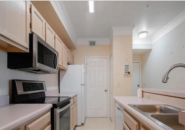 Photo 3 of Condo for sale at 11490 Villa Grand #221, Fort Myers, FL 33913 | MLS# N6145572 | Listing updated on 2026-09-03