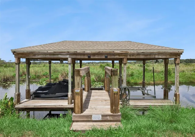 Photo 3 of Single family home for sale at 433 Blue Cypress Dr, Groveland, FL 34736 | MLS# G5117233 | Listing updated on 2026-09-02