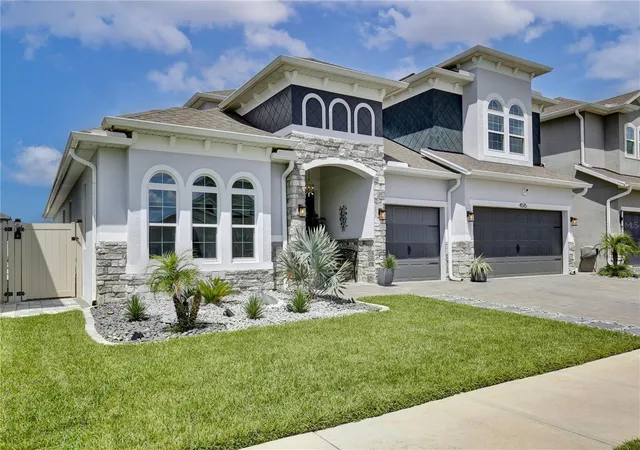 Photo 3 of Single family home for sale at 4515 Lions Gate Ave, Clermont, FL 34711 | MLS# O6438159 | Listing updated on 2026-09-04