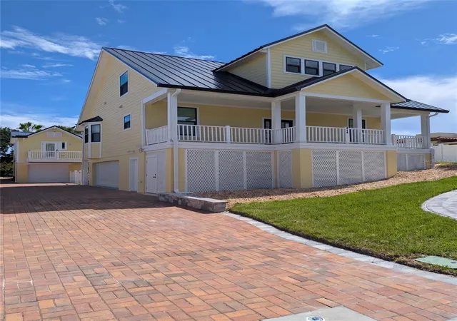 Photo 1 of Single family home for sale at 414 Jessamine Blvd, Daytona Beach, FL 32118 | MLS# V4951052 | Listing updated on 2026-10-08