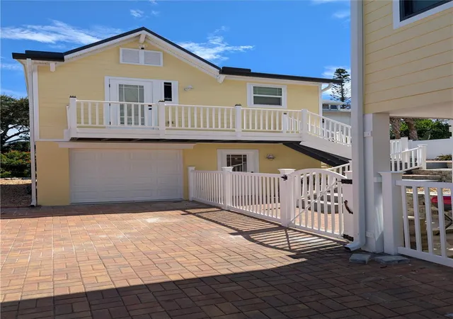 Photo 4 of Single family home for sale at 414 Jessamine Blvd, Daytona Beach, FL 32118 | MLS# V4951052 | Listing updated on 2026-10-08