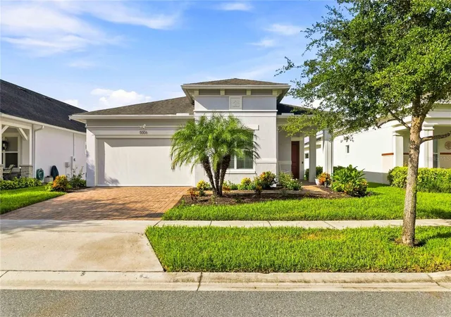 Photo 2 of Single family home for sale at 5006 E Fountainwood Dr, Saint Cloud, FL 34772 | MLS# S5156737 | Listing updated on 2026-09-05