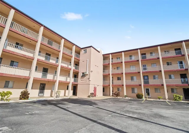 Photo 1 of Condo for sale at 4171 Heron Way #E309, Bradenton, FL 34205 | MLS# A4704722 | Listing updated on 2026-09-03