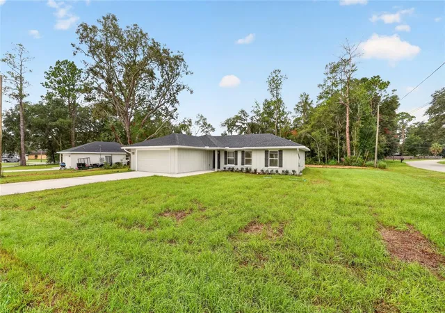 Photo 2 of Sale Pending at 34 Hemlock Cir Way, Ocala, FL 34472 | MLS# OM731467 | Listing updated on 2026-09-08