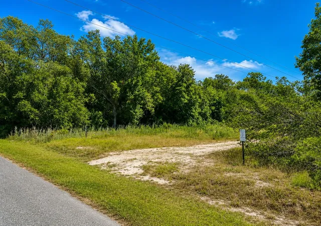 Photo 1 of Land for sale at Fisher Ln Ct, Ocklawaha, FL 32179 | MLS# TB8544432 | Listing updated on 2026-10-02