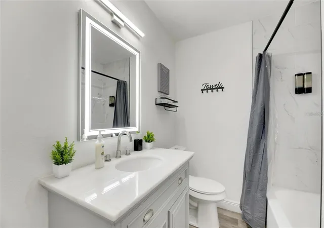 Photo 4 of House for sale at 4513 W Mcelroy Ave, Tampa, FL 33611 | MLS# TB8544449 | Listing updated on 2026-09-03