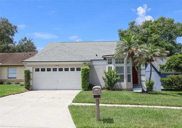 Photo 2 of Single family home for sale at 1042 Piedmont Lakes Blvd, Apopka, FL 32703 | MLS# O6438199 | Listing updated on 2026-09-02