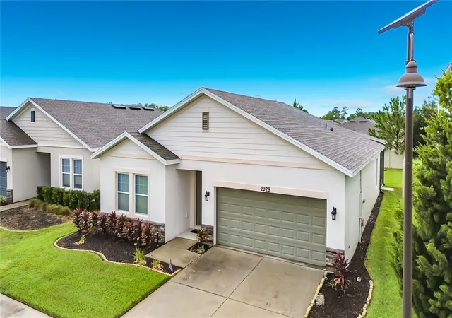 Photo 3 of Single family home for sale at 2929 Deerberry Ln, Clermont, FL 34714 | MLS# O6438203 | Listing updated on 2026-10-07
