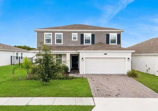Photo 2 of Single family home for sale at 4511 Hillingdam Rd, Davenport, FL 33837 | MLS# O6438217 | Listing updated on 2026-10-04