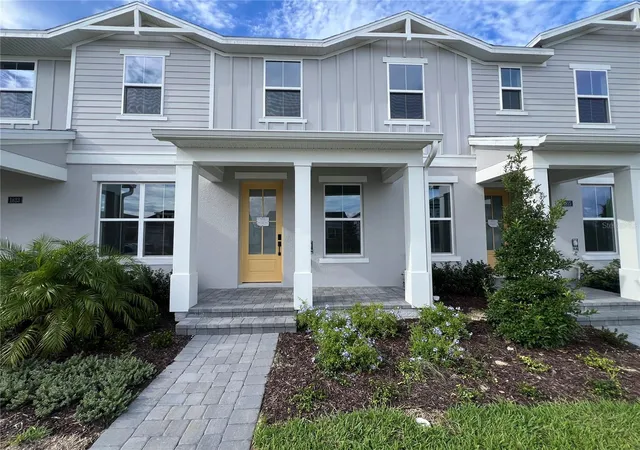 Photo 2 of Townhouse for sale at 1819 Pinecliff Dr, Apopka, FL 32703 | MLS# O6438226 | Listing updated on 2026-09-06