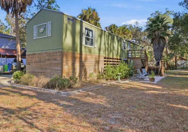 Photo 1 of Manufactured home for sale at 24 62nd Street, Yankeetown, FL 34498 | MLS# OM731477 | Listing updated on 2026-09-02