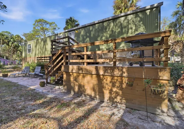 Photo 3 of Manufactured home for sale at 24 62nd Street, Yankeetown, FL 34498 | MLS# OM731477 | Listing updated on 2026-09-02