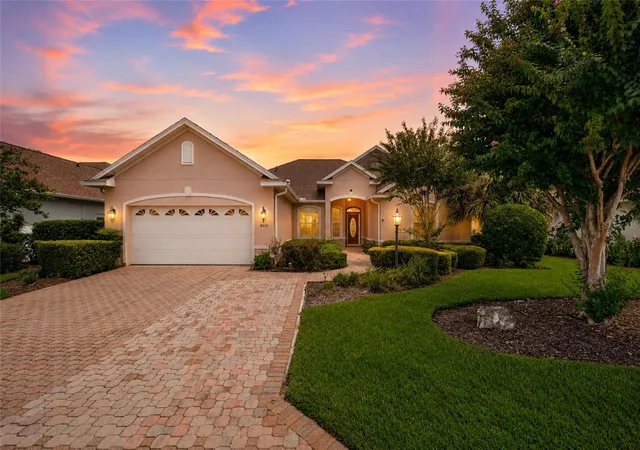 Photo 2 of Single family home for sale at 8555 Sw 86th Terrace, Ocala, FL 34481 | MLS# OM731478 | Listing updated on 2026-09-03