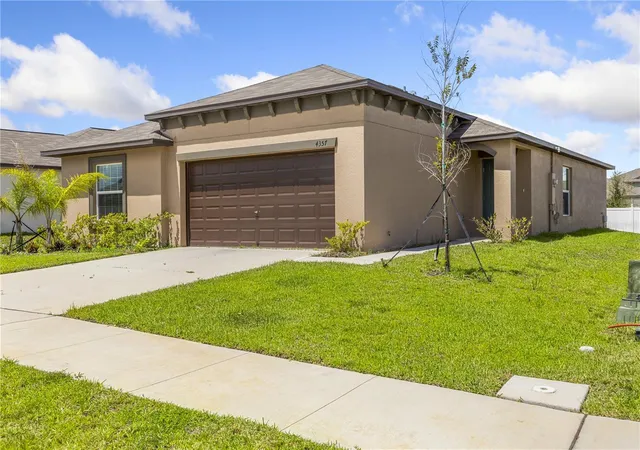 Photo 3 of Single family home for sale at 4357 Fabulous Finch Ln, Bartow, FL 33830 | MLS# TB8544522 | Listing updated on 2026-09-05