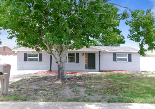 Photo 1 of Single family home for sale at 1421 Normandy Blvd, Holiday, FL 34691 | MLS# TB8544533 | Listing updated on 2026-09-02