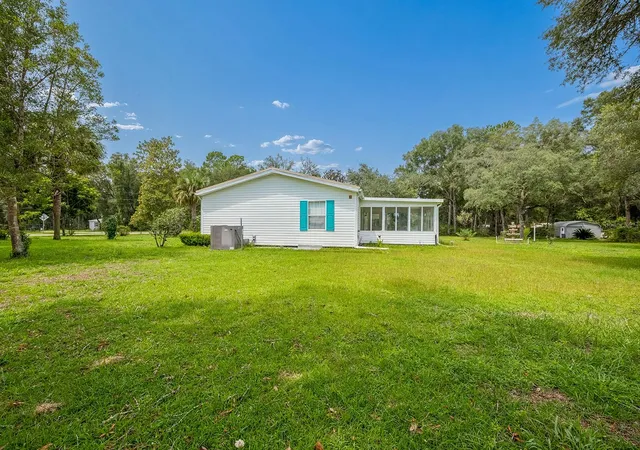 Photo 3 of Manufactured home for sale at 17430 NW 80th Court, Fanning Springs, FL 32693 | MLS# GC543177 | Listing updated on 2026-09-17