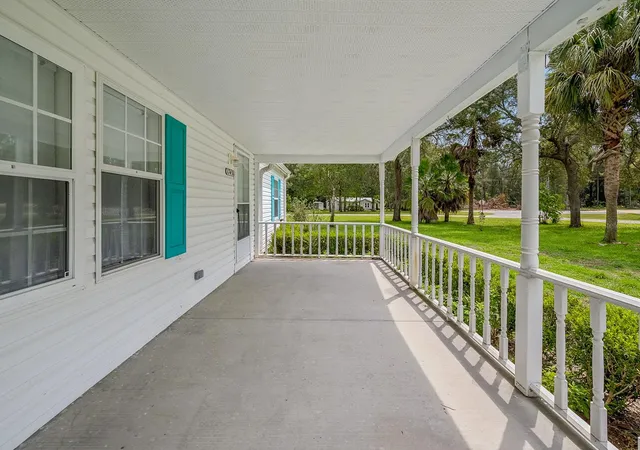 Photo 4 of Manufactured home for sale at 17430 NW 80th Court, Fanning Springs, FL 32693 | MLS# GC543177 | Listing updated on 2026-09-17