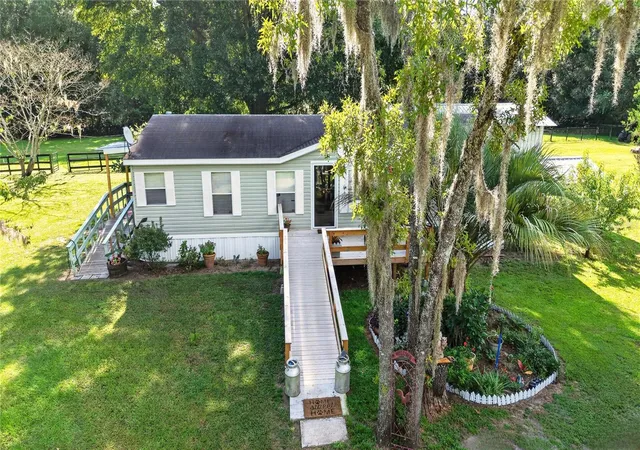 Photo 4 of House for sale at 6051 SE 148th Terrace, Morriston, FL 32668 | MLS# OM731482 | Listing updated on 2026-09-02