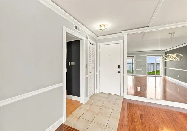 Photo 4 of Condo for sale at 19029 N US Hwy 19 #9-704, Clearwater, FL 33764 | MLS# TB8544559 | Listing updated on 2026-09-03