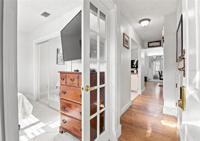 Photo 4 of Townhouse for sale at 5304 Bradbury Ct, Tampa, FL 33624 | MLS# TB8544581 | Listing updated on 2026-09-02