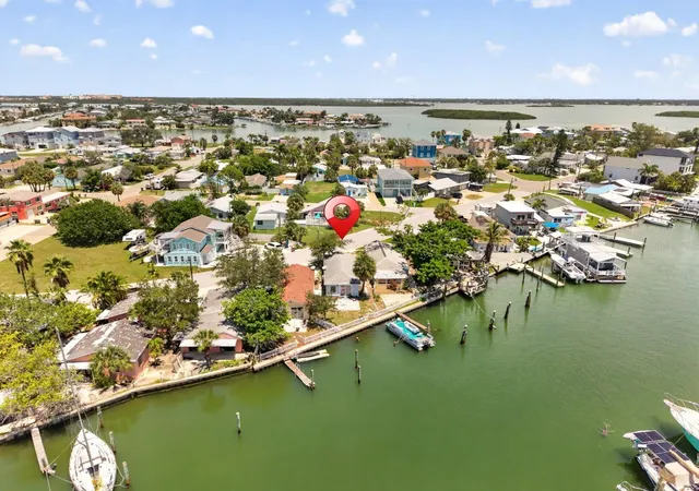 Listing Photo 2 - Condo for sale in building located at 249 Boca Ciega Dr, MADEIRA BEACH, FL 33708