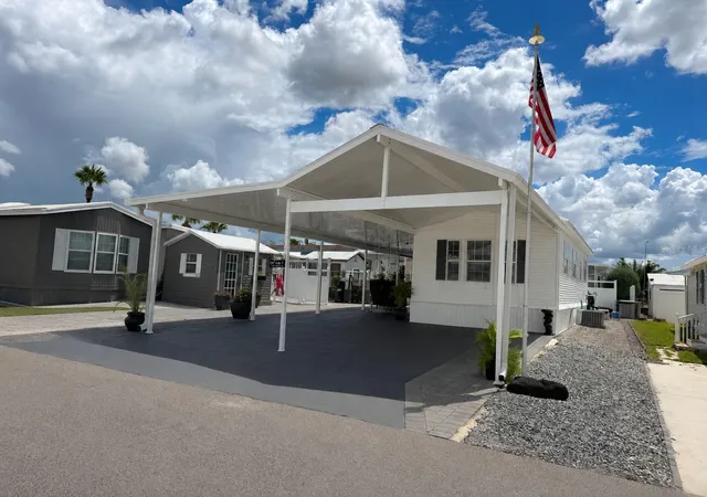 Photo 1 of Manufactured home for sale at 127 Tulip St, Davenport, FL 33837 | MLS# P4939749 | Listing updated on 2026-09-02