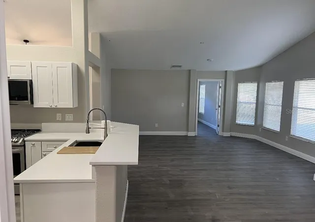 Photo 3 of Single family home for sale at 735 Hurley Dr, Winter Garden, FL 34787 | MLS# TB8544631 | Listing updated on 2026-09-03