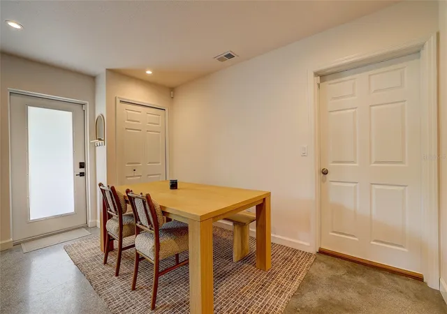 Photo 4 of Single family home for sale at 2121 Palm Ter, Sarasota, FL 34231 | MLS# A4704777 | Listing updated on 2026-09-03