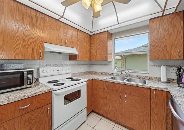 Photo 4 of Single family home for sale at 11022 Salt Tree Dr, Port Richey, FL 34668 | MLS# TB8544651 | Listing updated on 2026-10-15