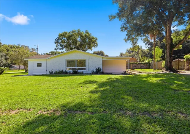 Photo 1 of Single family home for sale at 39250 Miramar Dr, Zephyrhills, FL 33540 | MLS# TB8544669 | Listing updated on 2026-09-02