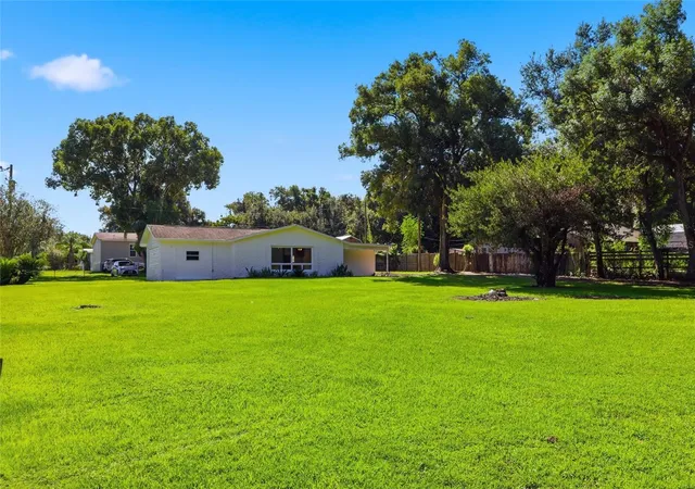 Photo 2 of Single family home for sale at 39250 Miramar Dr, Zephyrhills, FL 33540 | MLS# TB8544669 | Listing updated on 2026-09-02
