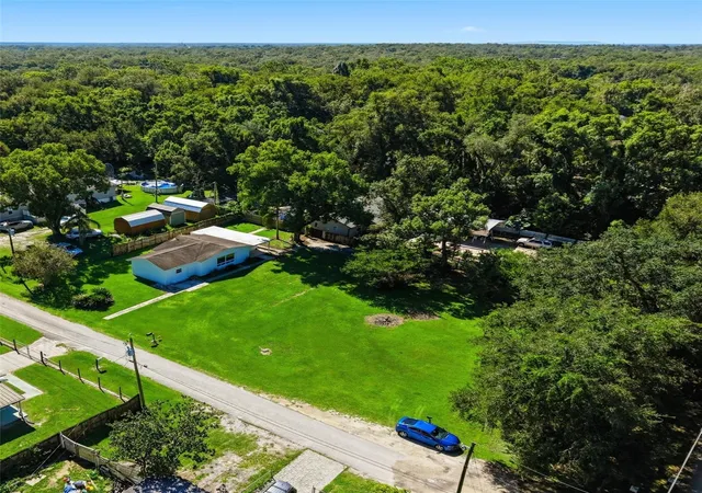 Photo 2 of Single family home for sale at 39250 Miramar Dr, Zephyrhills, FL 33540 | MLS# TB8544669 | Listing updated on 2026-09-02