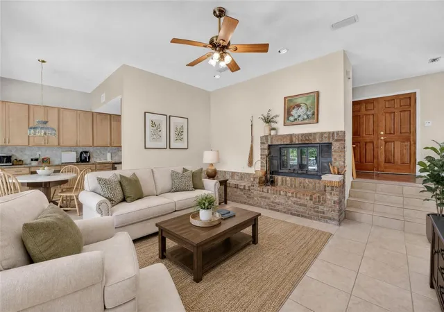 Photo 3 of Single family home for sale at 325 NW 80th Boulevard, Gainesville, FL 32607 | MLS# OM731500 | Listing updated on 2026-09-03