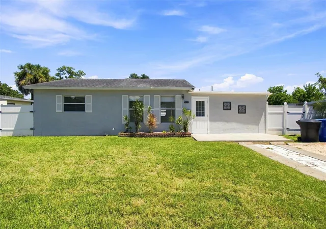 Photo 1 of Single family home for sale at 7101 15th Street N, Saint Petersburg, FL 33702 | MLS# TB8544681 | Listing updated on 2026-10-16
