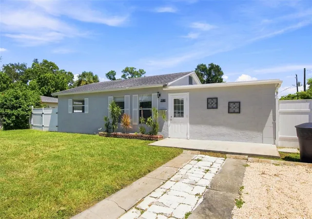Photo 2 of Single family home for sale at 7101 15th Street N, Saint Petersburg, FL 33702 | MLS# TB8544681 | Listing updated on 2026-10-16