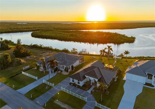 Photo 3 of Single family home for sale at 5117 Collingswood Blvd, Port Charlotte, FL 33948 | MLS# C7530270 | Listing updated on 2026-10-05