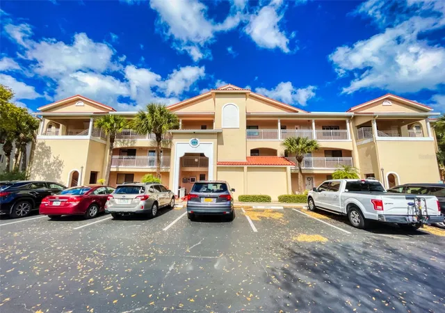 Listing Photo 1 - Condo for sale in building located at 458 Bouchelle Dr, New Smyrna Beach, FL 32169 - Unit #301
