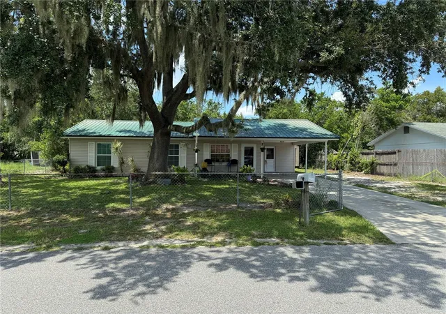 Photo 1 of Sale Pending at 4642 Sally Dr, Bartow, FL 33830 | MLS# L4964748 | Listing updated on 2026-09-02