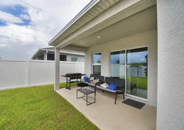 Photo 4 of Single family home for sale at 2817 Woodacre Dr, Haines City, FL 33844 | MLS# L4964751 | Listing updated on 2026-09-05