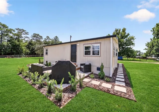 Photo 27 of Manufactured home for sale at 8600 Ne 41st Court, Anthony, FL 32617 | MLS# OM731521 | Listing updated on 2026-09-03
