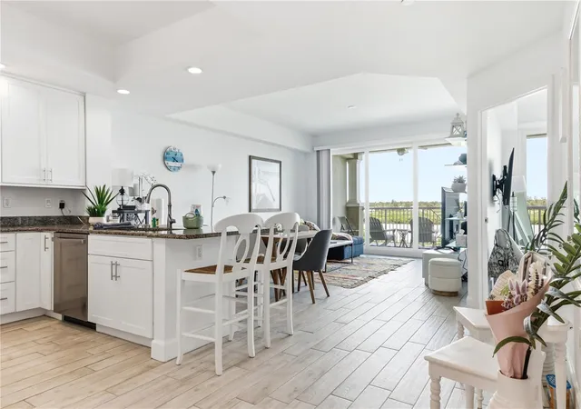 Photo 4 of Condo for sale at 19519 Gulf Blvd #403, Indian Shores, FL 33785 | MLS# TB8544754 | Listing updated on 2026-10-02