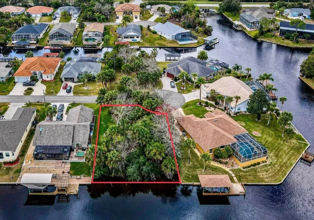 Photo 2 of Land for sale at 16 Crandon Ct, Palm Coast, FL 32137 | MLS# FC321161 | Listing updated on 2026-09-03