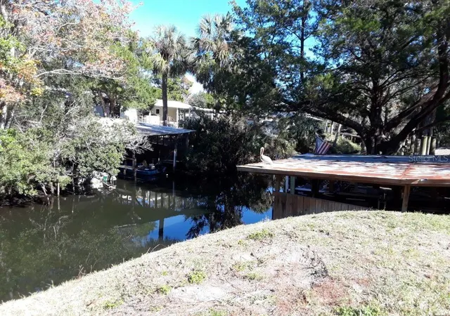 Photo 2 of Manufactured home for sale at 8565 W Drew Ct, Homosassa, FL 34448 | MLS# OM731523 | Listing updated on 2026-09-03