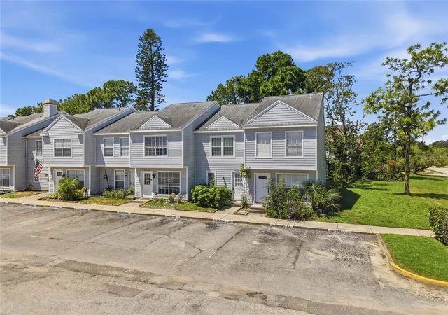 Photo 3 of Townhouse for sale at 6710 121st Avenue #11, Largo, FL 33773 | MLS# TB8544765 | Listing updated on 2026-09-25