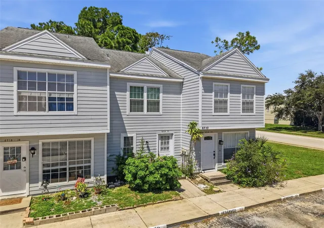 Photo 3 of Townhouse for sale at 6710 121st Avenue #11, Largo, FL 33773 | MLS# TB8544765 | Listing updated on 2026-09-25