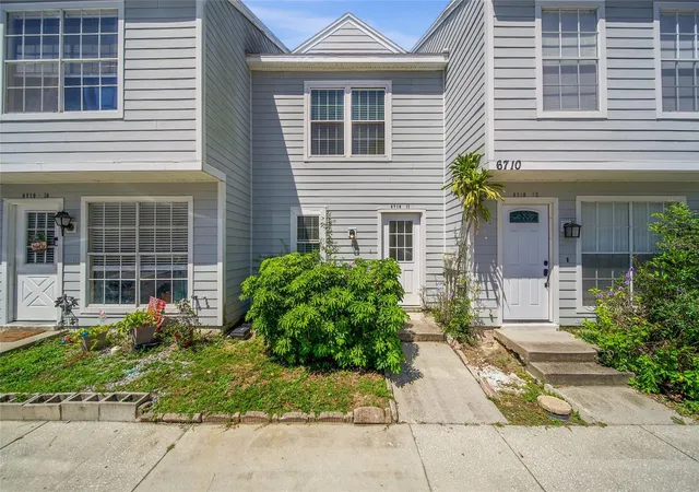 Photo 4 of Townhouse for sale at 6710 121st Avenue #11, Largo, FL 33773 | MLS# TB8544765 | Listing updated on 2026-09-25